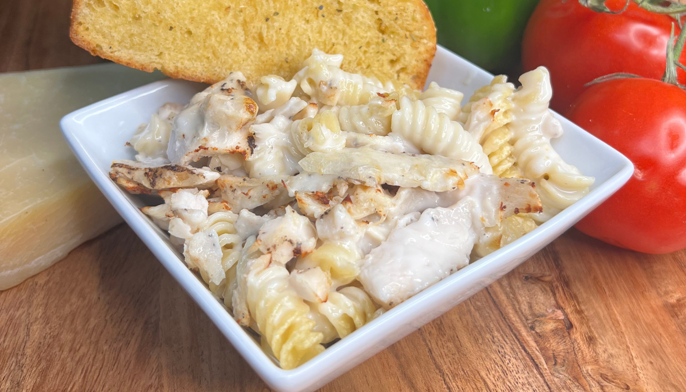 Chicken Alfredo  image